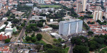  Vacinao contra a covid-19 na USP Bauru 